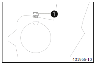 Service work on the engine