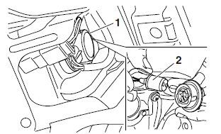 Replacing the tail/brake light bulb