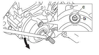 Installing the cylinder head