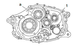 Assembling the crankcase