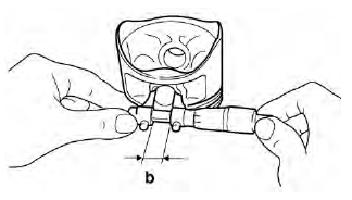 Checking the piston pin